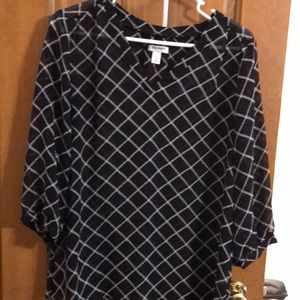 Medium Old Navy black blouse with white pattern.